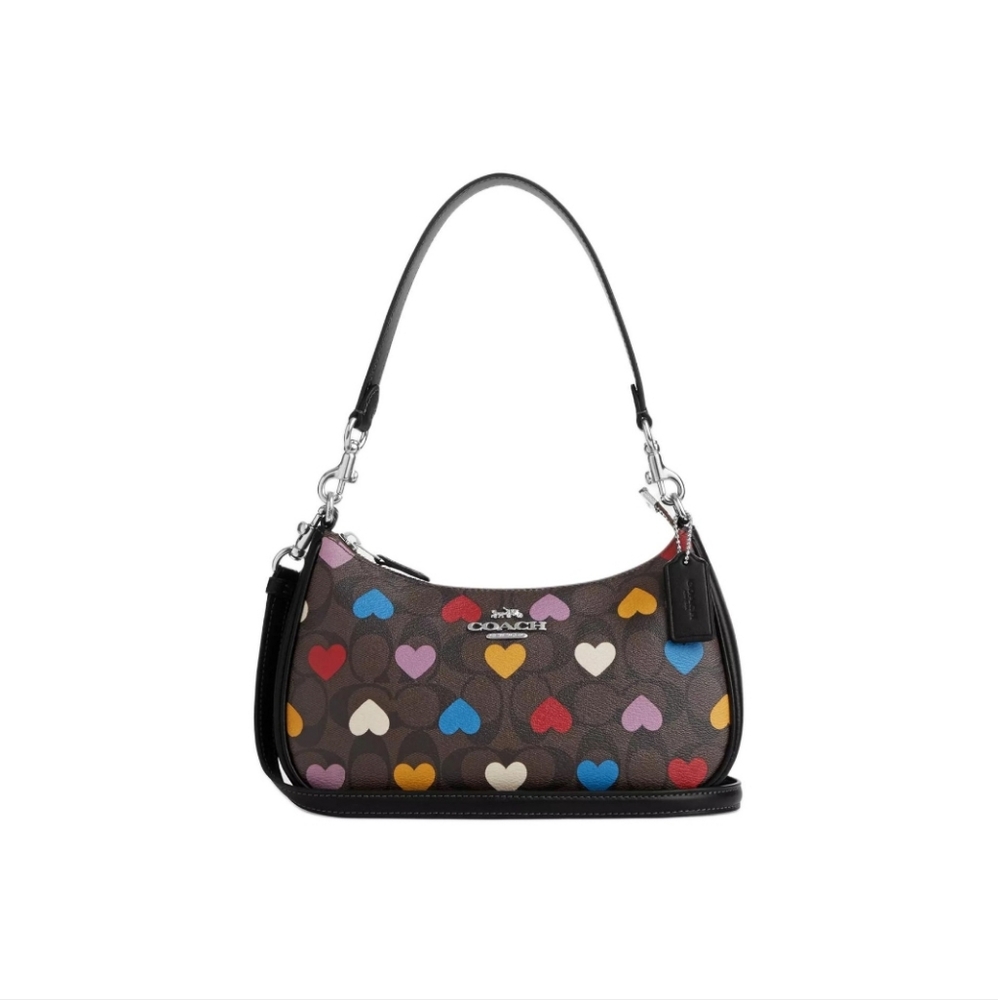 Teri Shoulder Bag In Signature Canvas With Heart ❤️Print